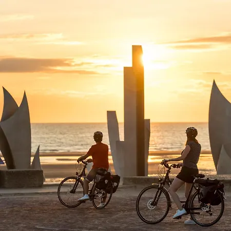 L'air Marin Avec Belle Terrasse Vue Degagee Sejour Lumineux 10 Mn A Pied Et Centre En Bessin, Tous Commerces Et Restaurants, Proche Bayeux Et Omaha Daire *