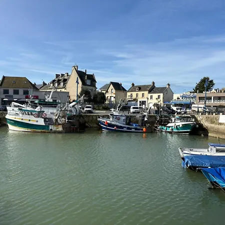 L'air Marin Avec Belle Terrasse Vue Degagee Sejour Lumineux 10 Mn A Pied Et Centre En Bessin, Tous Commerces Et Restaurants, Proche Bayeux Et Omaha Port-en-Bessin-Huppain