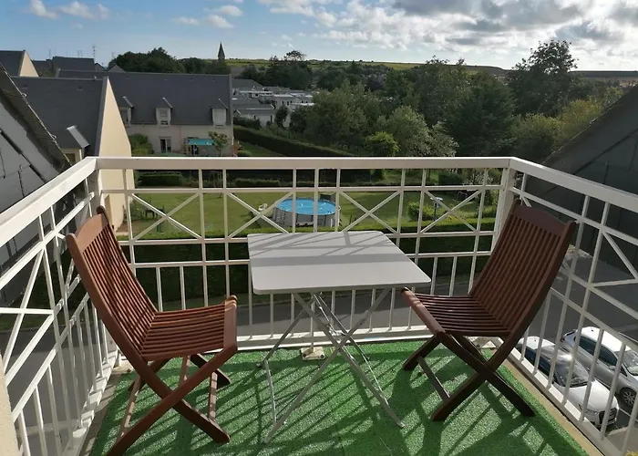 L'air Marin Avec Belle Terrasse Vue Degagee Sejour Lumineux 10 Mn A Pied Et Centre En Bessin, Tous Commerces Et Restaurants, Proche Bayeux Et Omaha *