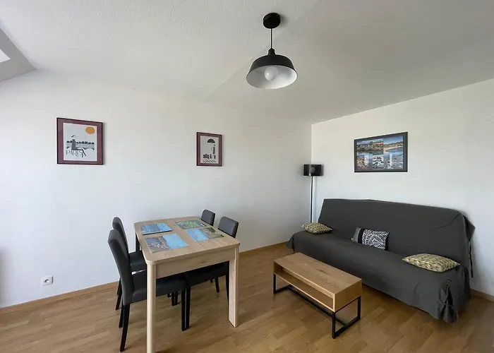 Appartamento Avec Belle Terrasse 10 Mn à Pied Centre En Bessin Proche Bayeux Et Omaha *