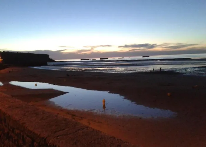 Avec Belle Terrasse 10 Mn à Pied Centre En Bessin Proche Bayeux Et Omaha Appartamento Port-en-Bessin-Huppain